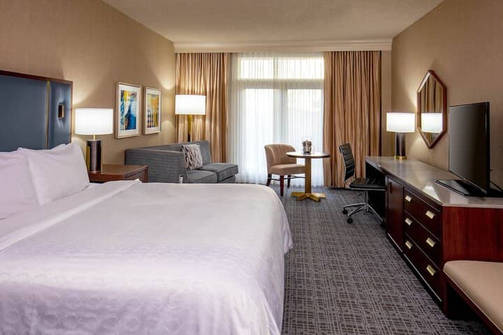 Room 10 of 56